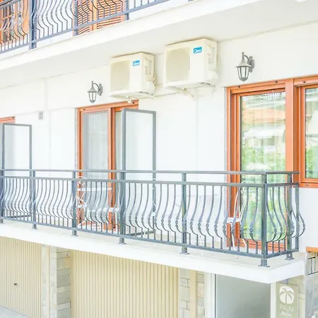 Palm * Limenas (Thasos)