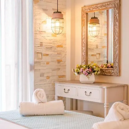 Palm Limenas (Thasos)